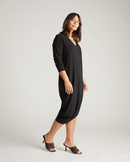 Iconic Long Sleeve V-Neck Geneva Dress Black